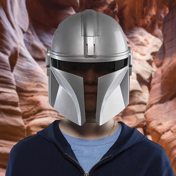 Mandalorian Electronic Mask with Phrases & SFX - Kids Roleplay Toy