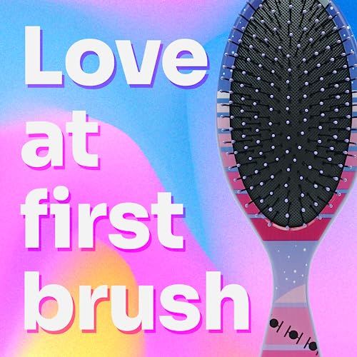 Mandalorian Mando Detangler Hairbrush